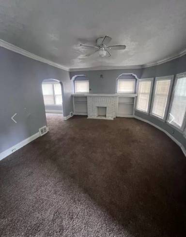 Main picture of 689 E 126th St