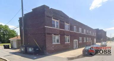 Main picture of 1502 Broadway St