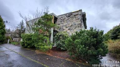 Main picture of 15502 NE Glisan St