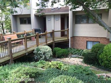 Main picture of 2101 Old Landing Way