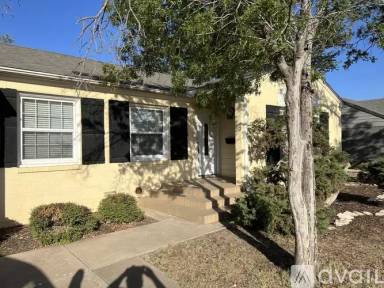 Main picture of 1004 N A St