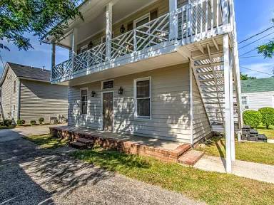 Main picture of 2198 Central Ave