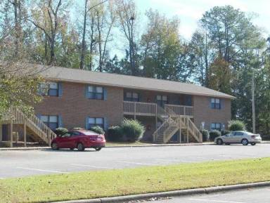 Main picture of Forest Glen Apartments