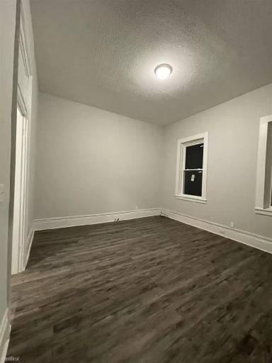 Main picture of 619 E 10th Ave