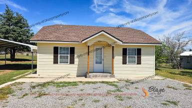 Main picture of 1302 W 5th St