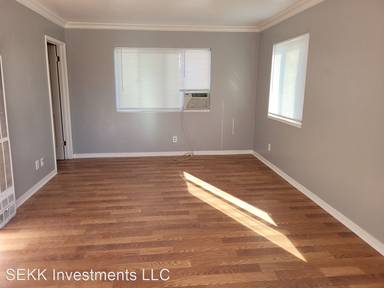 Main picture of 1111 Detroit Ave
