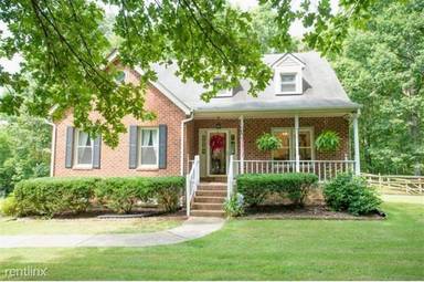 Main picture of 2722 Ravenwood Rd