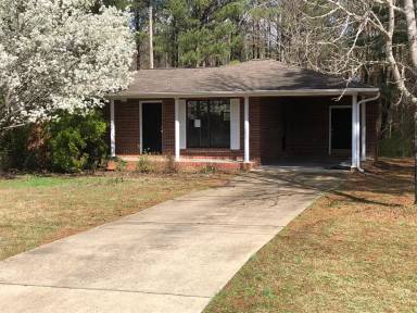 Main picture of 1010 Powell Dr