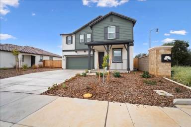 Main picture of 10112 Yanna Way