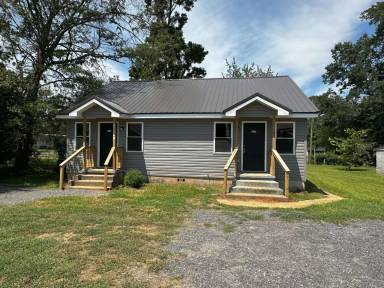 Main picture of 2218 Loop Rd