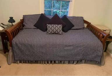 Main picture of 114 Village Ct