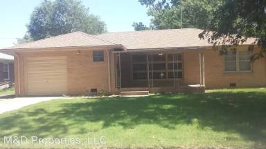 Main picture of 2206 Van Buren St