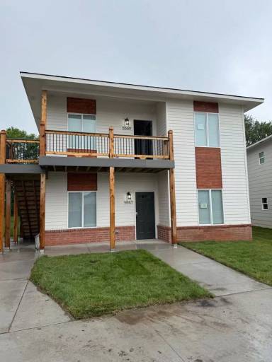 Main picture of 5559 N Bressler Dr