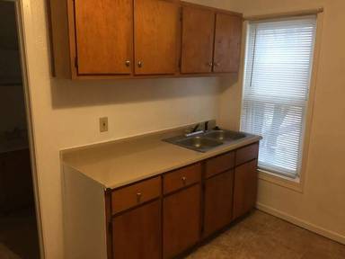 Main picture of 809 N Prospect Ave