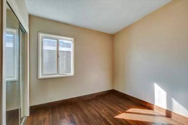 Main picture of 8508 Avalon Blvd
