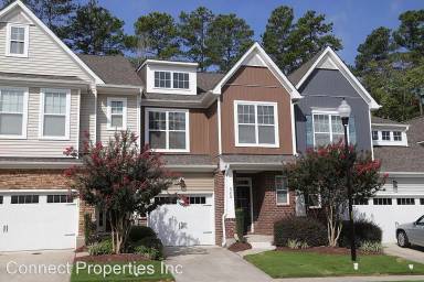 Main picture of 345 Roberts Ridge Dr