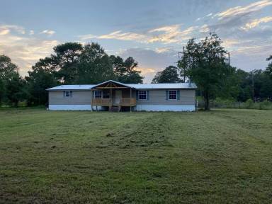 Main picture of 1057 Jno Lewis Jr Dr