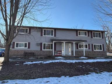 Main picture of 815 Elm St