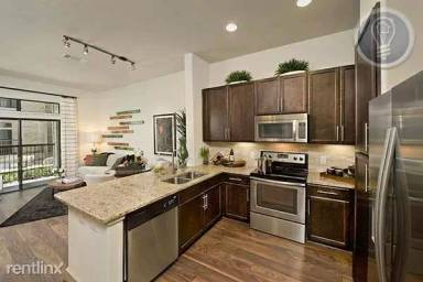 Main picture of 9910 Stonelake Blvd