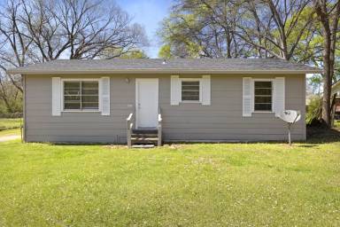 Main picture of 316 Cypress St