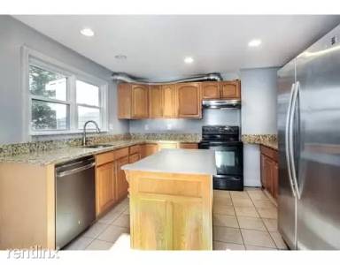 Main picture of 97 Phipps St