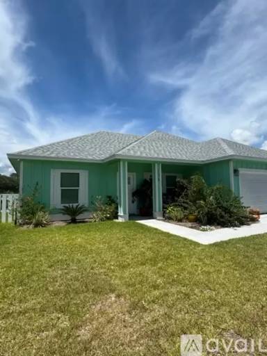 Main picture of 136 Breezeway Dr