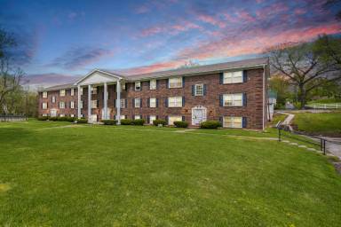 Main picture of 429 Chestnut St