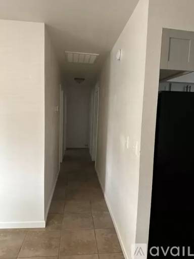 Main picture of 684 N 7th St