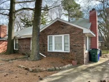 Main picture of 1729 49th St