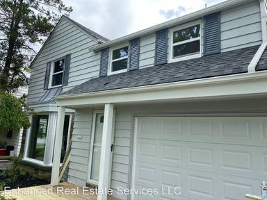 Main picture of 2093 S Green Rd