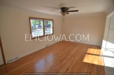 Main picture of 205 7th St