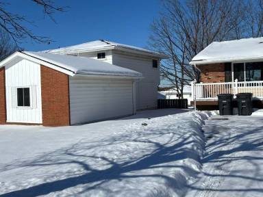 Main picture of 4633 Hickory Ridge Ave