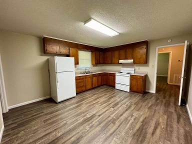 Main picture of 129 Ballard Dr