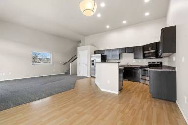 Main picture of 3477 7th St NE
