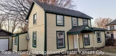 Main picture of 501 S Webster St