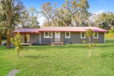 Main picture of 7257 S Eastlake Dr