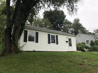 Main picture of 706 Crabb Ave