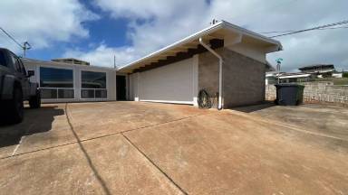 Main picture of 99-646 Halawa Heights Rd