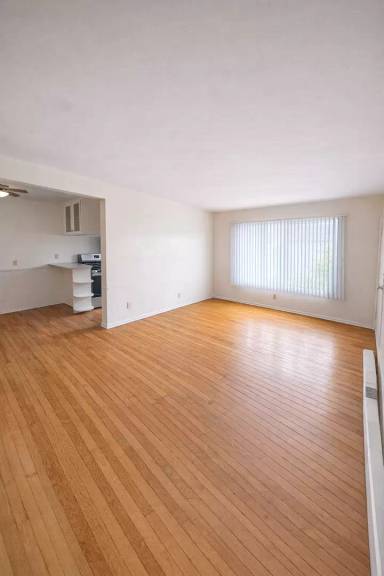 Main picture of 3553 S Sepulveda Blvd