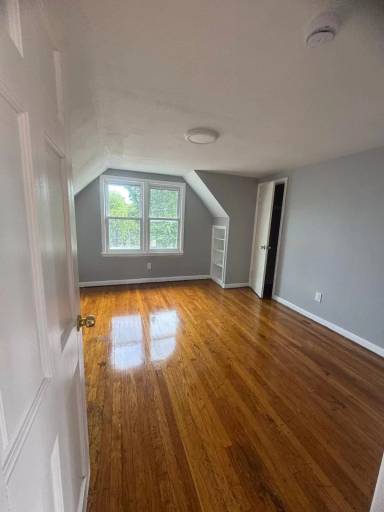 Main picture of 107 Ashland Pl