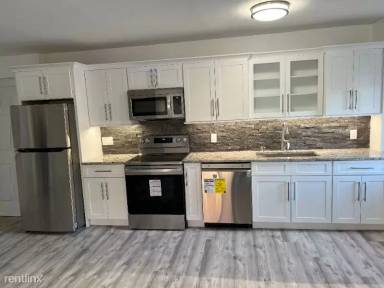 Main picture of 300 Park St