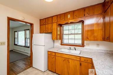 Main picture of 404 E Foster Rd