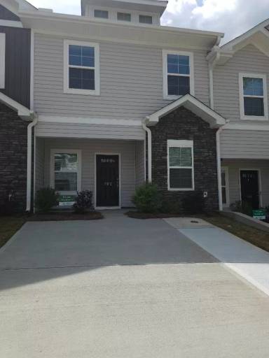 Main picture of 102 Lowland Dr