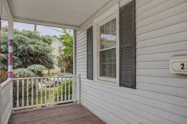 Main picture of 234 Washington St