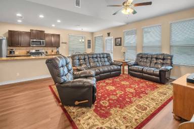 Main picture of 805 Western Bit
