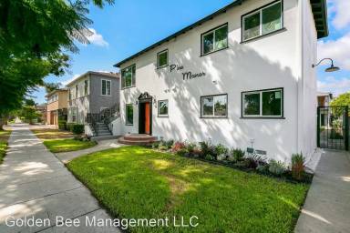 Main picture of 2071 Pine Ave