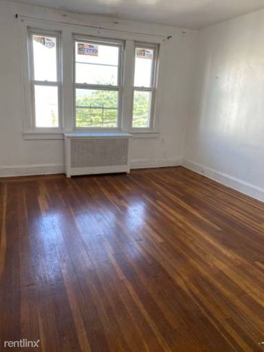 Main picture of 43 W 125th St