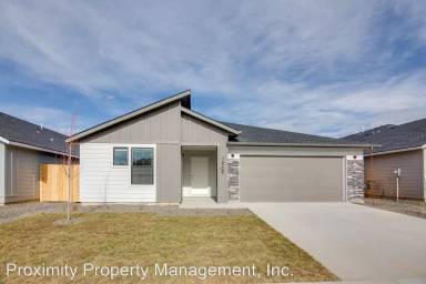 Main picture of 12728 W Fig St