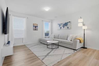 Main picture of 15415 Oceanus Dr