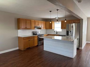 Main picture of 40 Engle Ln